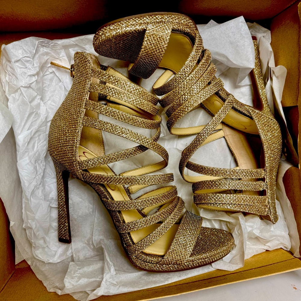New With Box! Jessica Simpson Womens Palkaya Dress Sandals: Gold Mesh, 6M